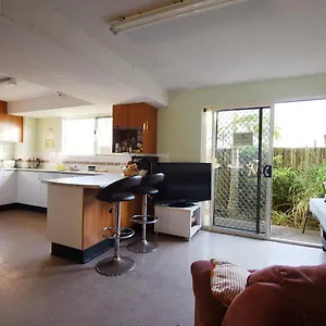 Hostel Backpackers, Caloundra